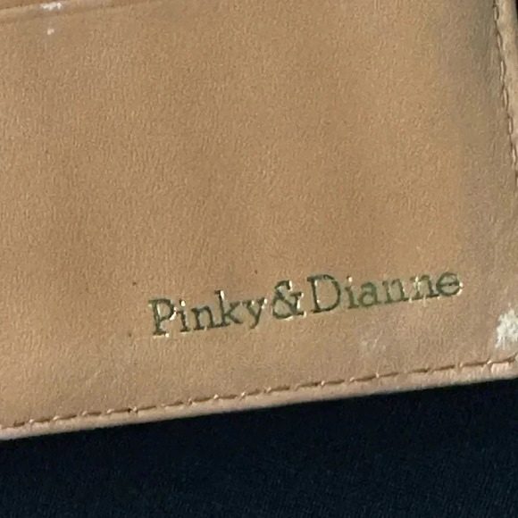 Givenchy Wallet Bundle‎ - Picture 13 of 16